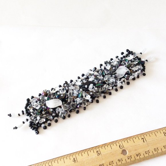 cluster bracelet beaded handmade statement bracelet glass beads handcrafted - Picture 2 of 5